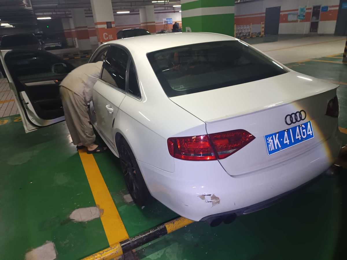 奧迪 奧迪A4L  2011款 2.0 TFSI 舒適型圖片