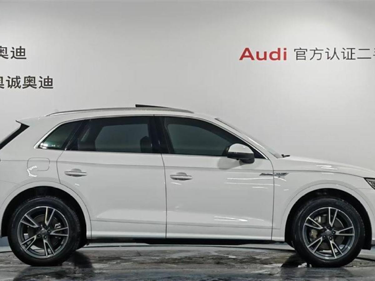 奧迪 奧迪Q5L  2020款 改款 40 TFSI 榮享時尚型圖片