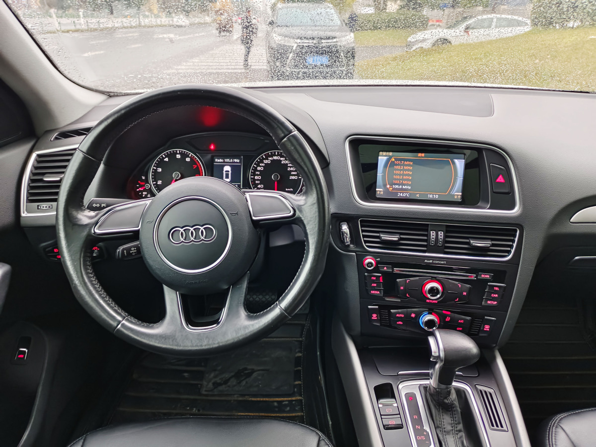 奧迪 奧迪Q5  2016款 Q5 40TFSI 2.0T 進(jìn)取型圖片