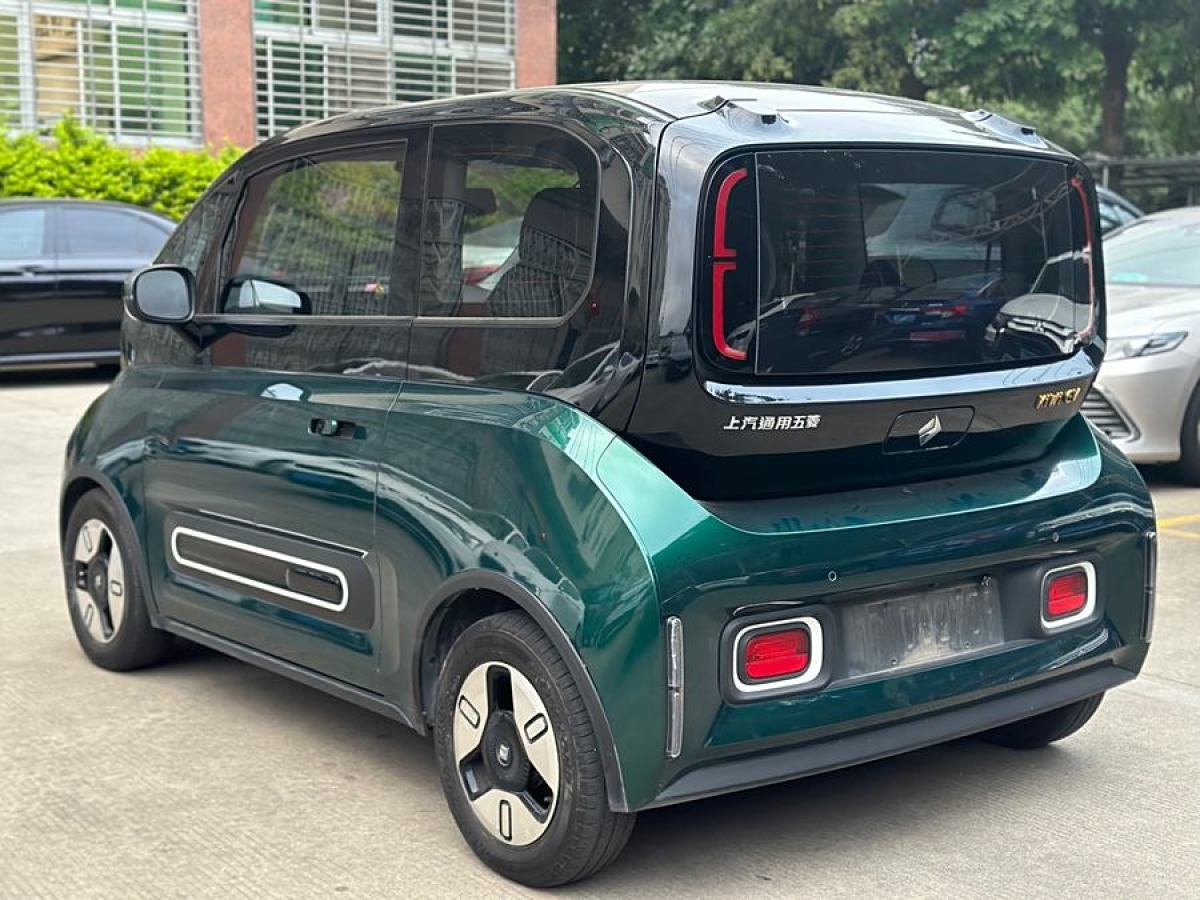 寶駿 寶駿KiWi EV  2022款 設(shè)計師輕享版 三元鋰圖片