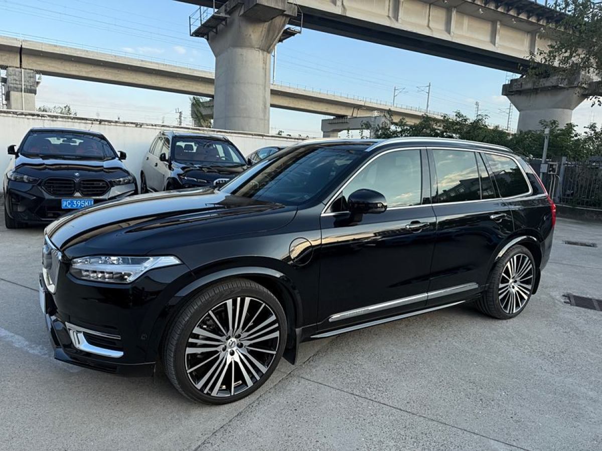 沃爾沃 XC90新能源  2022款 改款 E驅(qū)混動 T8 智尊豪華版 7座圖片