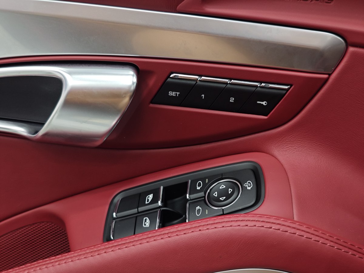 保時(shí)捷 718  2023款 Boxster Style Edition 2.0T圖片