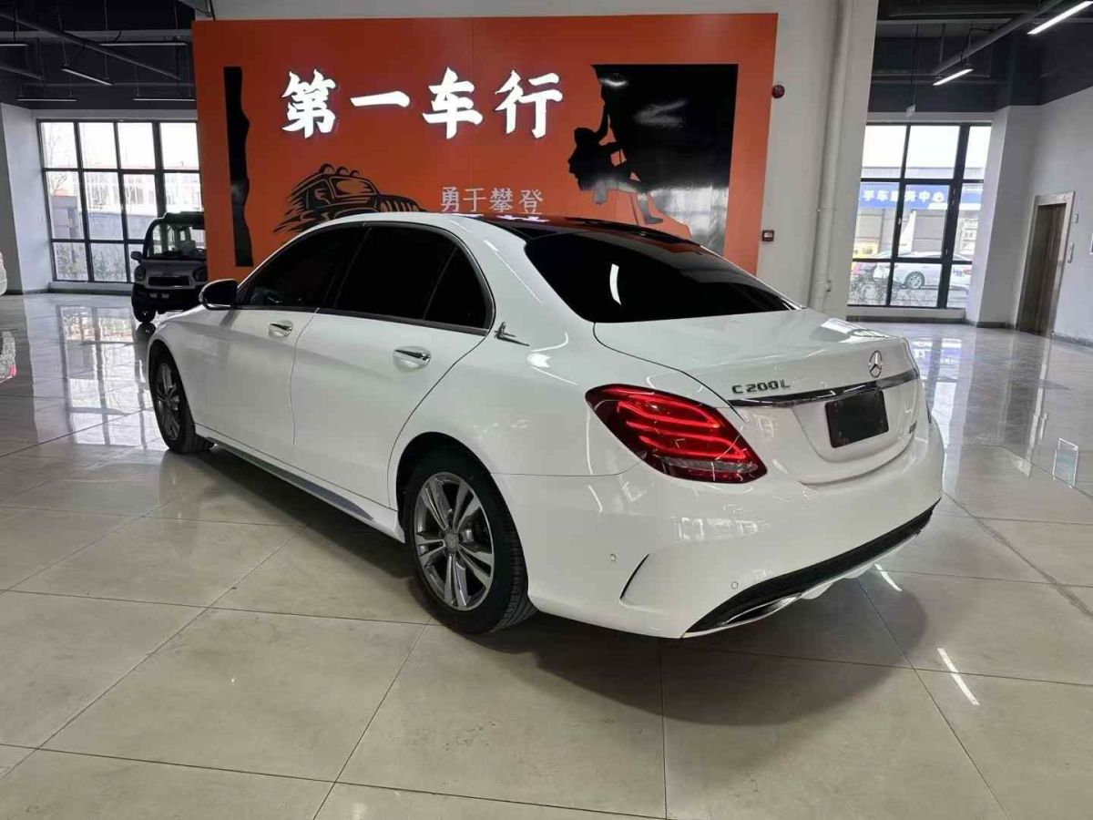 奔馳 奔馳A級(jí)AMG  2017款 2017款 改款 AMG A 45 4MATIC 國(guó)VI圖片