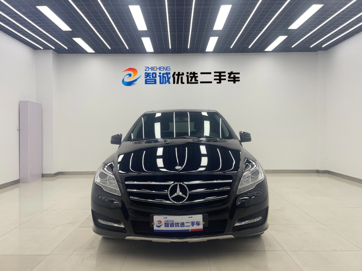 奔馳 奔馳R級(jí)  2015款 R 400 4MATIC 商務(wù)型圖片