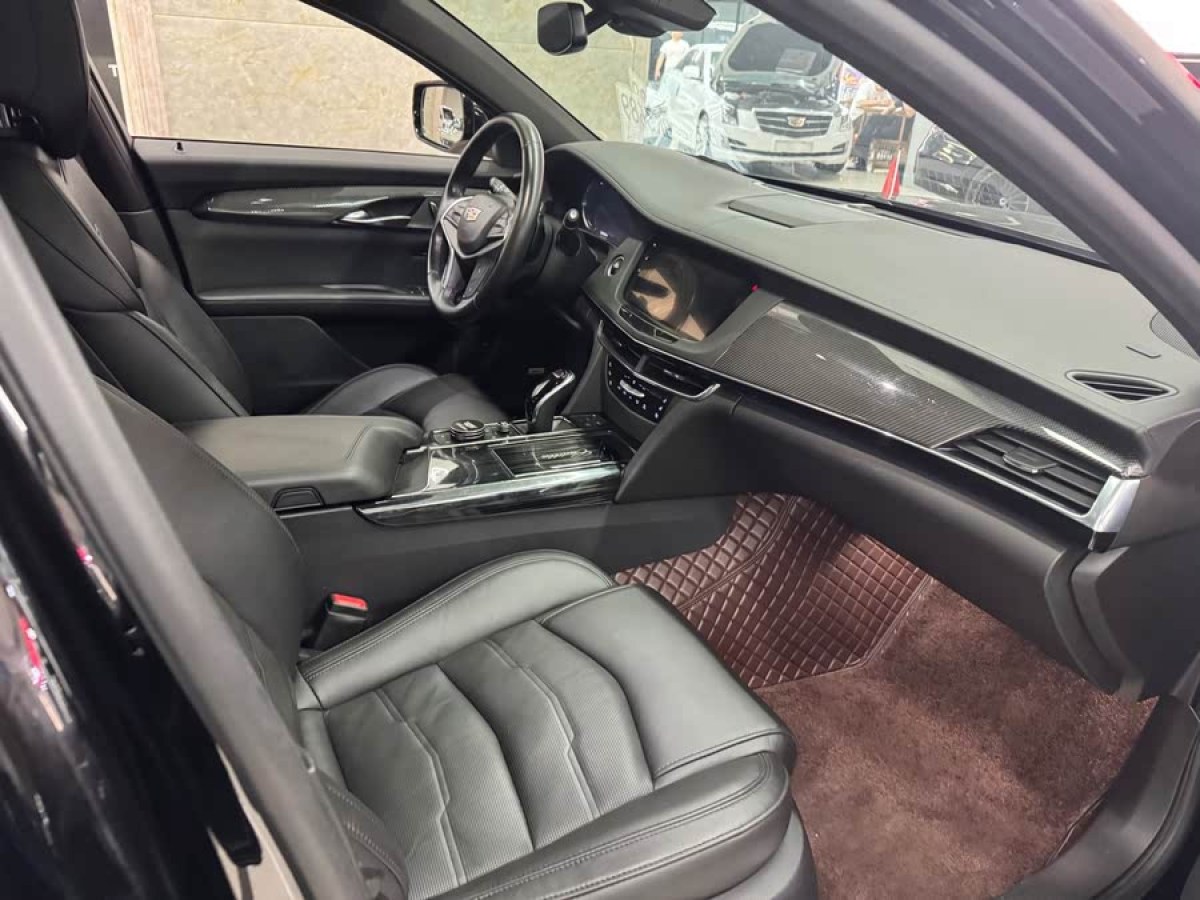 凱迪拉克 CT6  2020款 改款 28T 領(lǐng)先運(yùn)動(dòng)型圖片