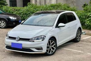 高爾夫 大眾 200TSI DSG舒適型