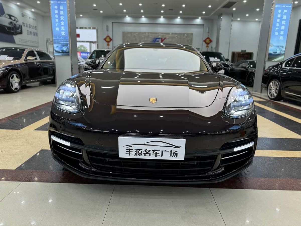 保時(shí)捷 Panamera  2017款 Panamera 行政加長(zhǎng)版 3.0T圖片