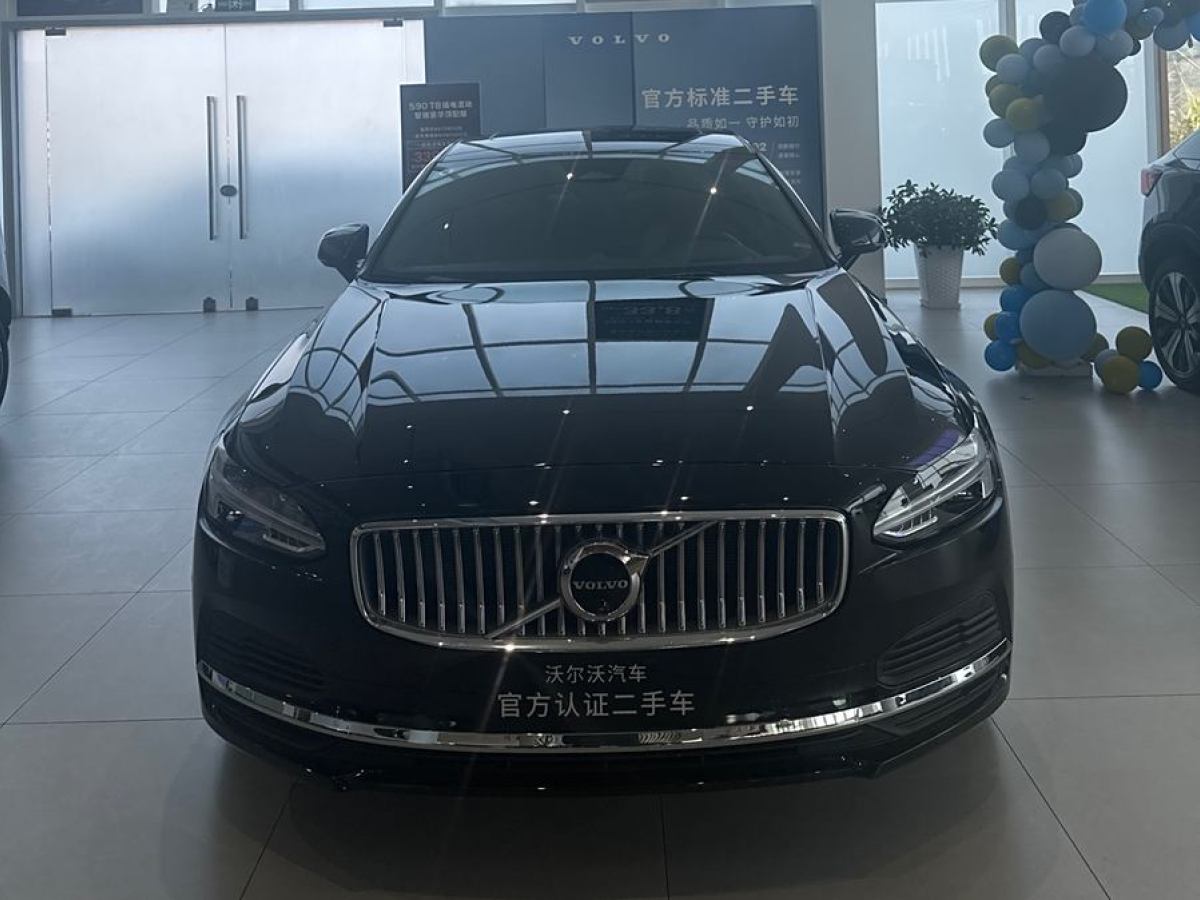 沃爾沃 S90  2023款 B5 智逸豪華版圖片