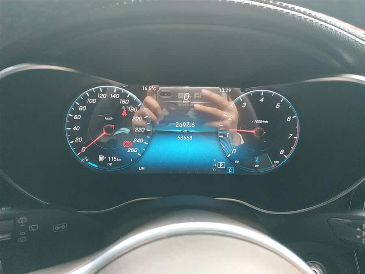 奔馳 奔馳GLC  2025款 改款 GLC 260 L 4MATIC 豪華型圖片