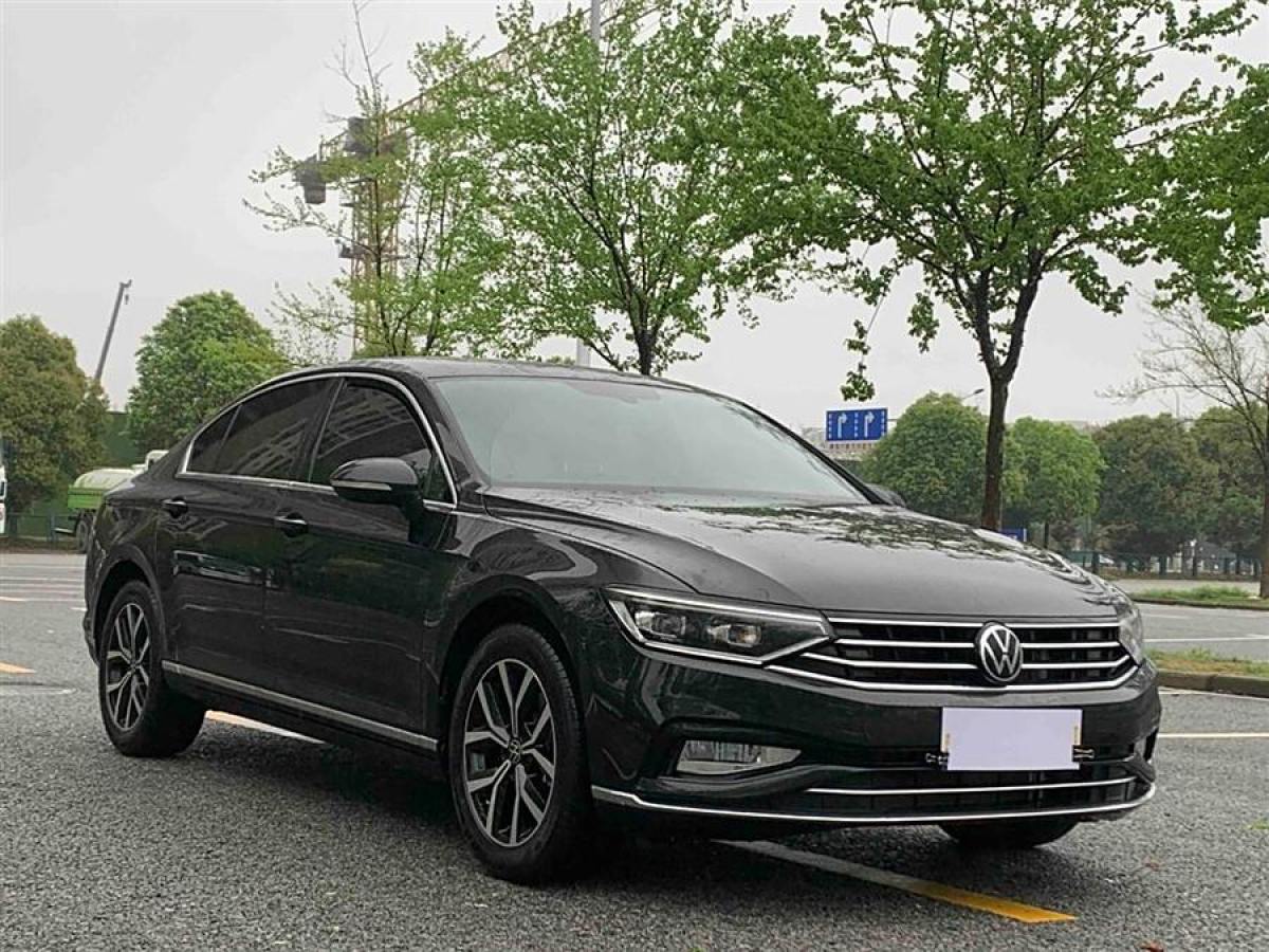 大眾 邁騰  2020款 330TSI DSG 領(lǐng)先型圖片