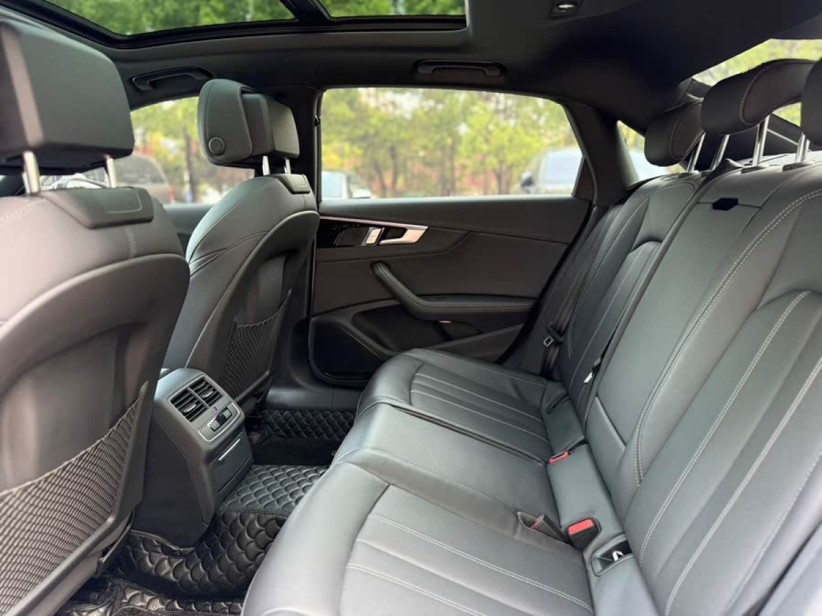 奧迪 奧迪A4L  2024款 40 TFSI 豪華動感型圖片