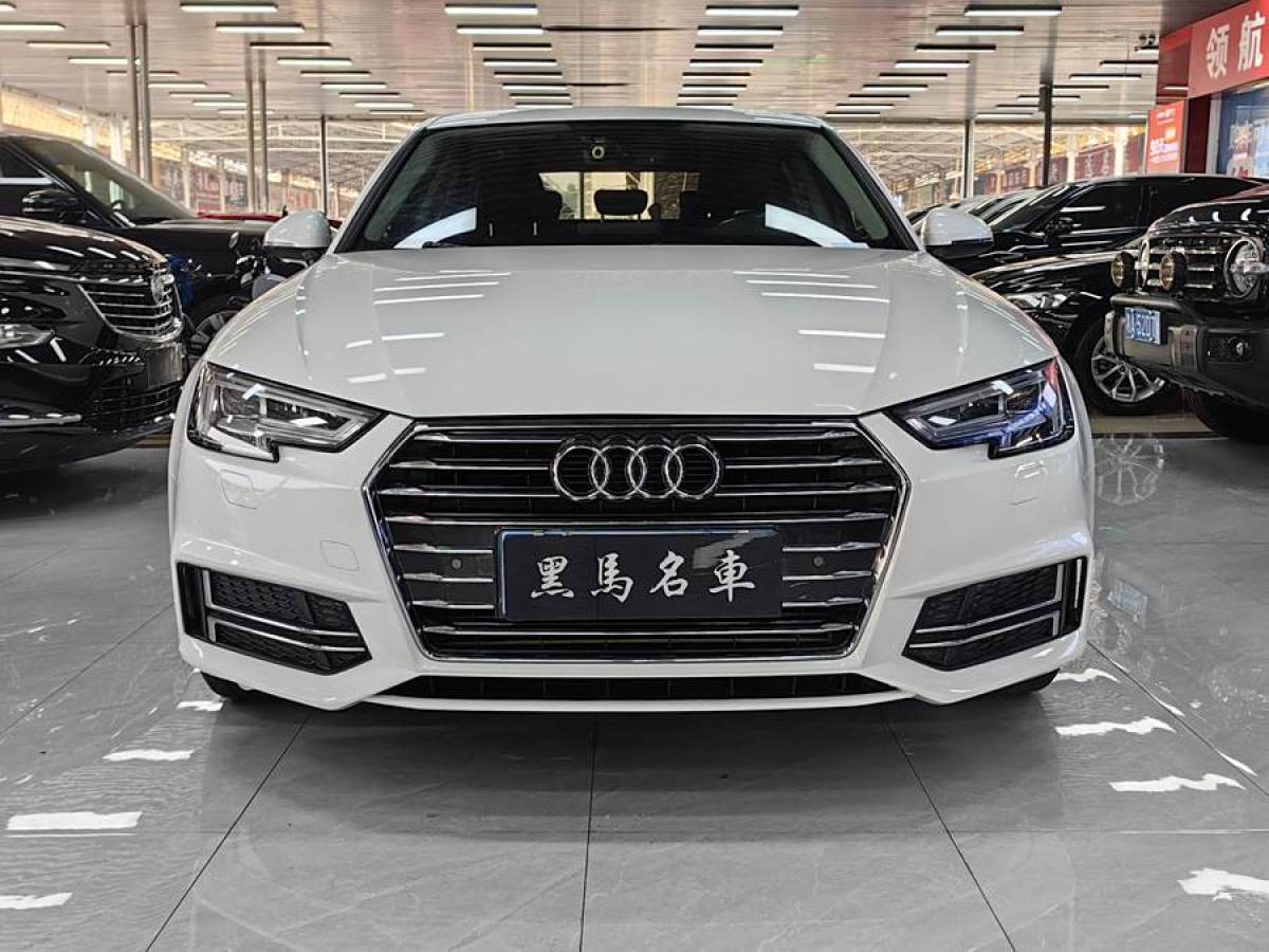 奧迪 奧迪A4L  2017款 40 TFSI 運(yùn)動(dòng)型圖片