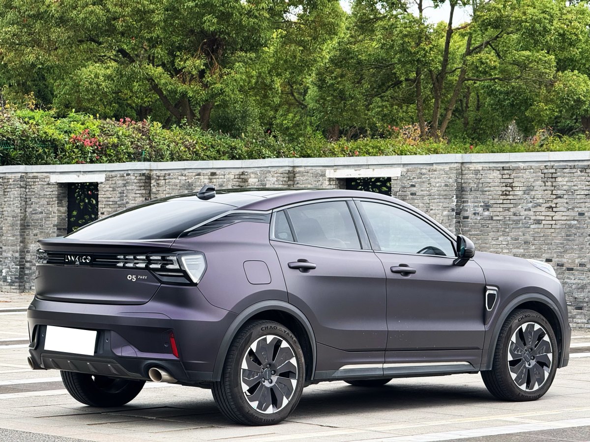 領(lǐng)克 領(lǐng)克05新能源  2021款 1.5TD PHEV HALO圖片