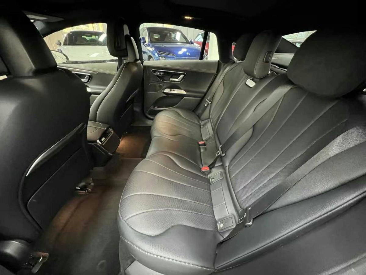 奔馳 奔馳EQE SUV  2023款 350 4MATIC 豪華版圖片