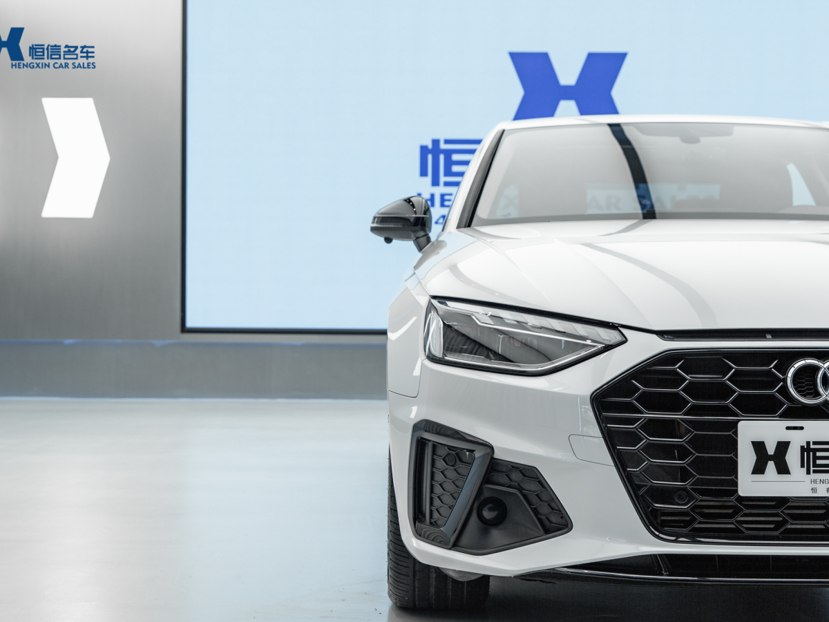 奧迪 奧迪A4L  2022款 40 TFSI 豪華動感型圖片