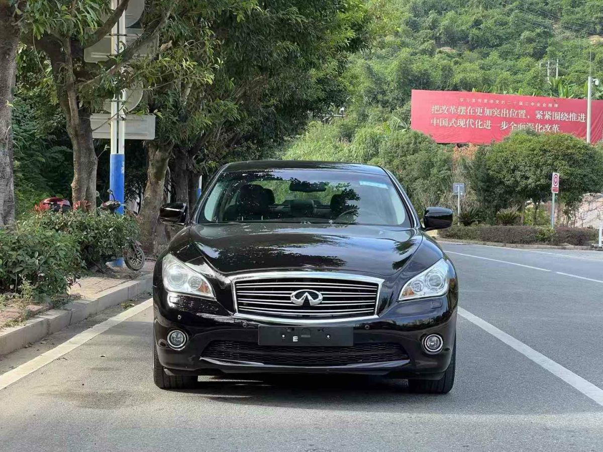 英菲尼迪 Q70  2015款 Q70L 2.5L 奢華版圖片