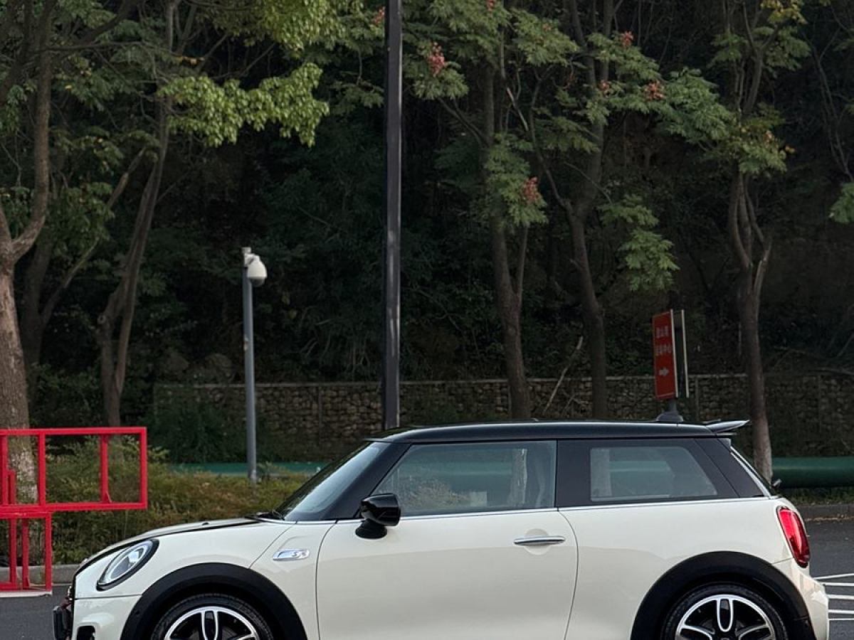 2019年12月MINI MINI  2019款 2.0T COOPER S 賽車手