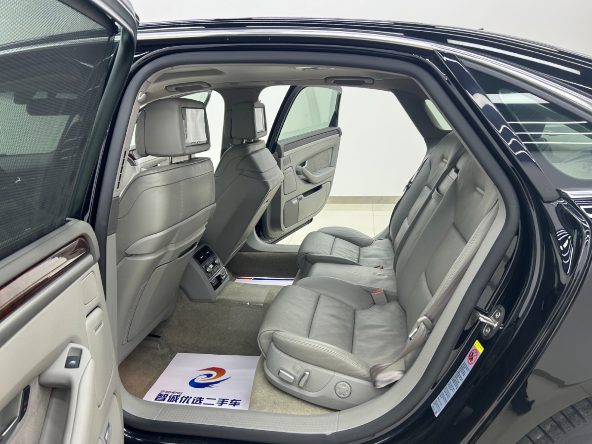 奧迪 奧迪A8  2007款 A8L 4.2 FSI quattro尊貴型圖片