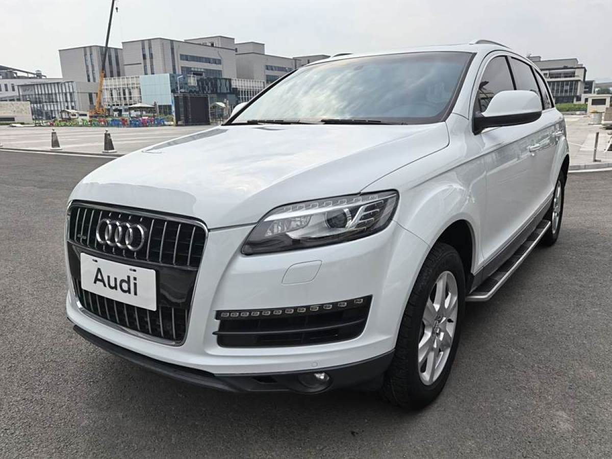 奧迪 奧迪Q7  2014款 35 TFSI 進(jìn)取型圖片