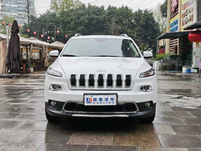 2017年12月 Jeep 自由光 2.4L 領(lǐng)先版圖片