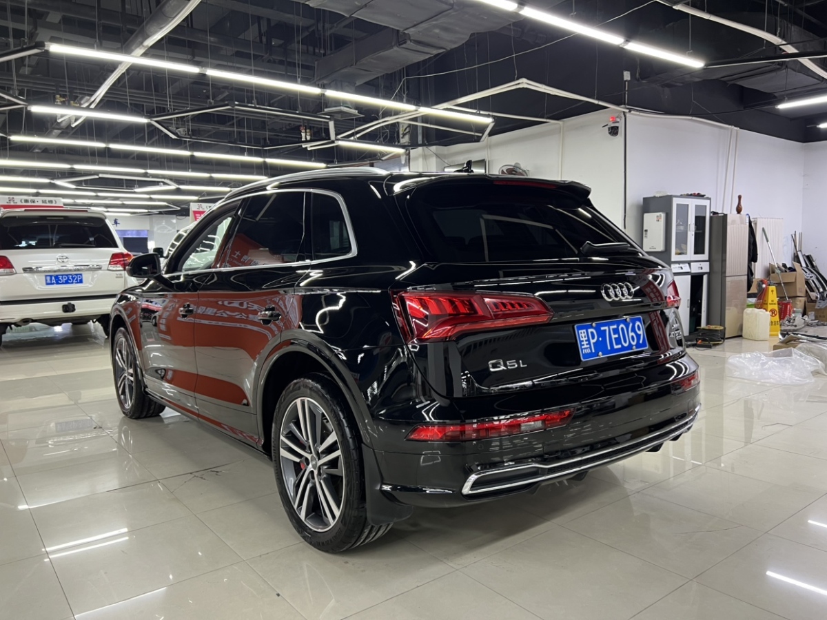 奧迪 奧迪Q5L  2020款 改款 40 TFSI 榮享時尚型圖片