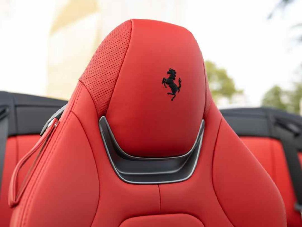 法拉利 F8 Tributo  2019款  3.9T V8圖片