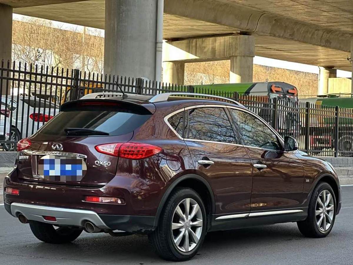 英菲尼迪 QX50  2015款 2.5L 舒適版圖片