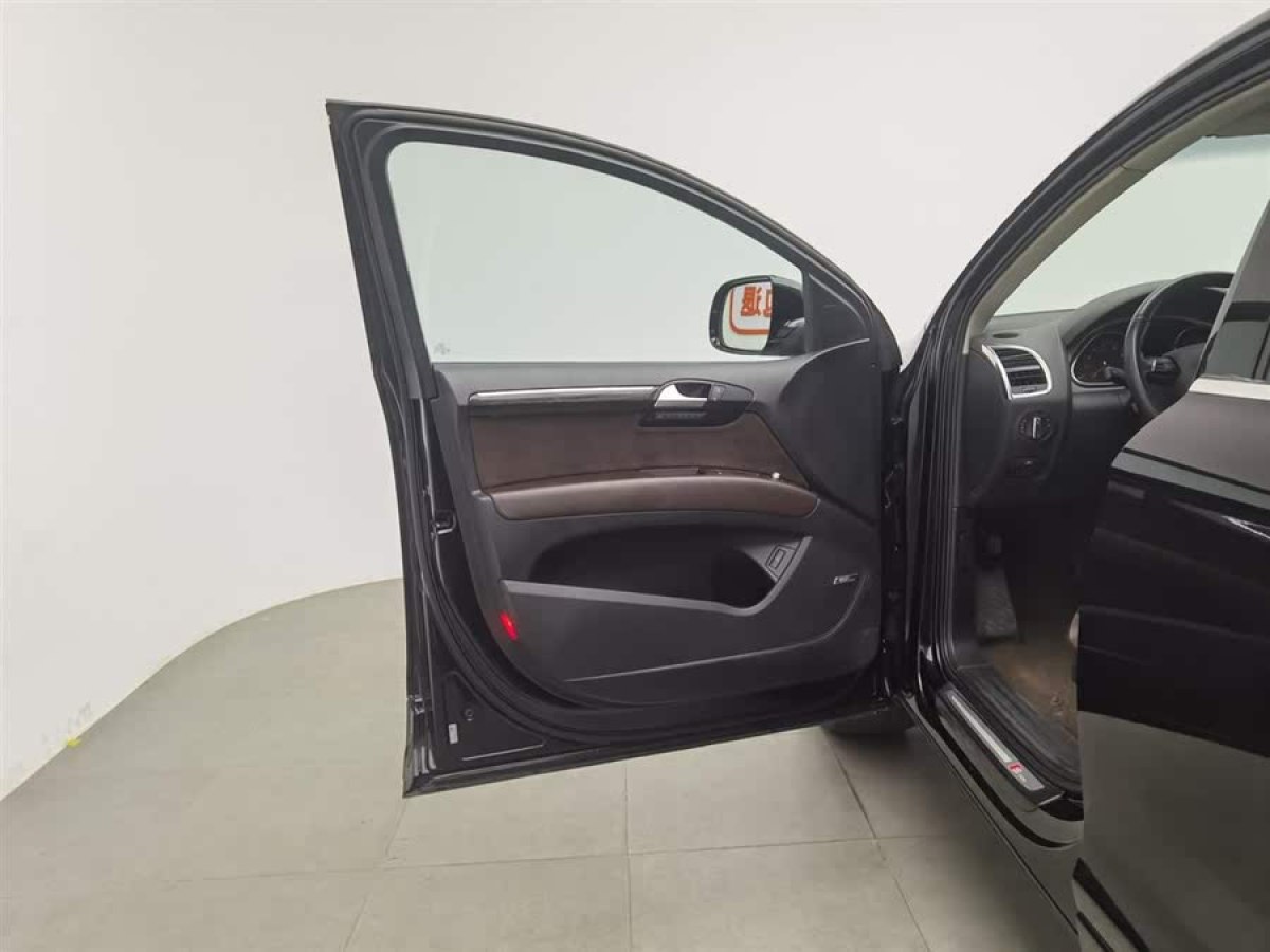 奧迪 奧迪Q7  2014款 35 TFSI 運動型圖片
