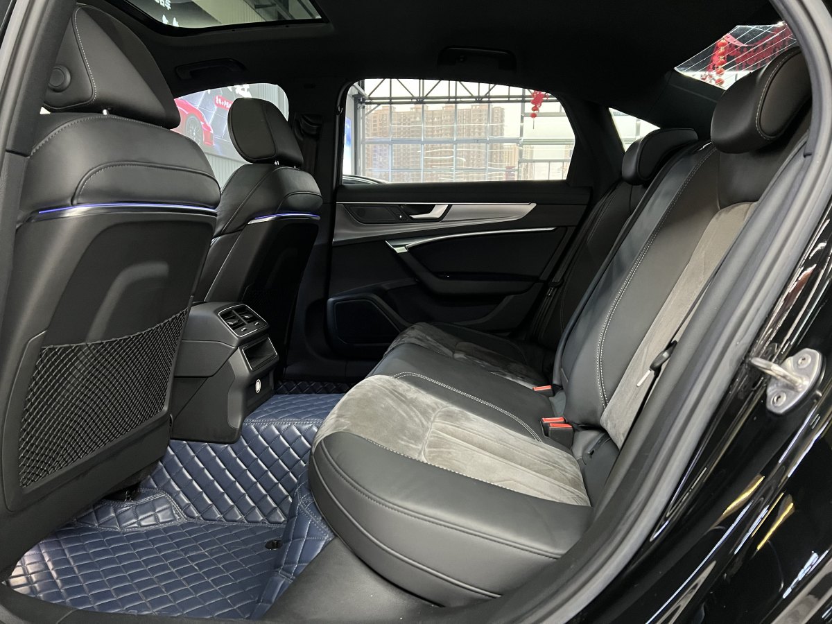 奧迪 奧迪A6L  2023款 改款 40 TFSI 豪華動(dòng)感型圖片