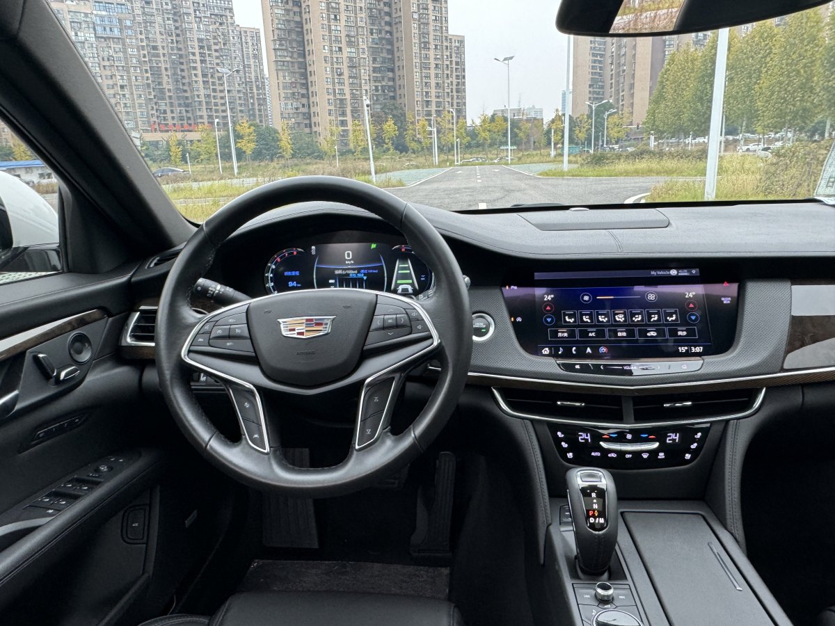 凱迪拉克 CT6  2019款 28T 豪華型圖片