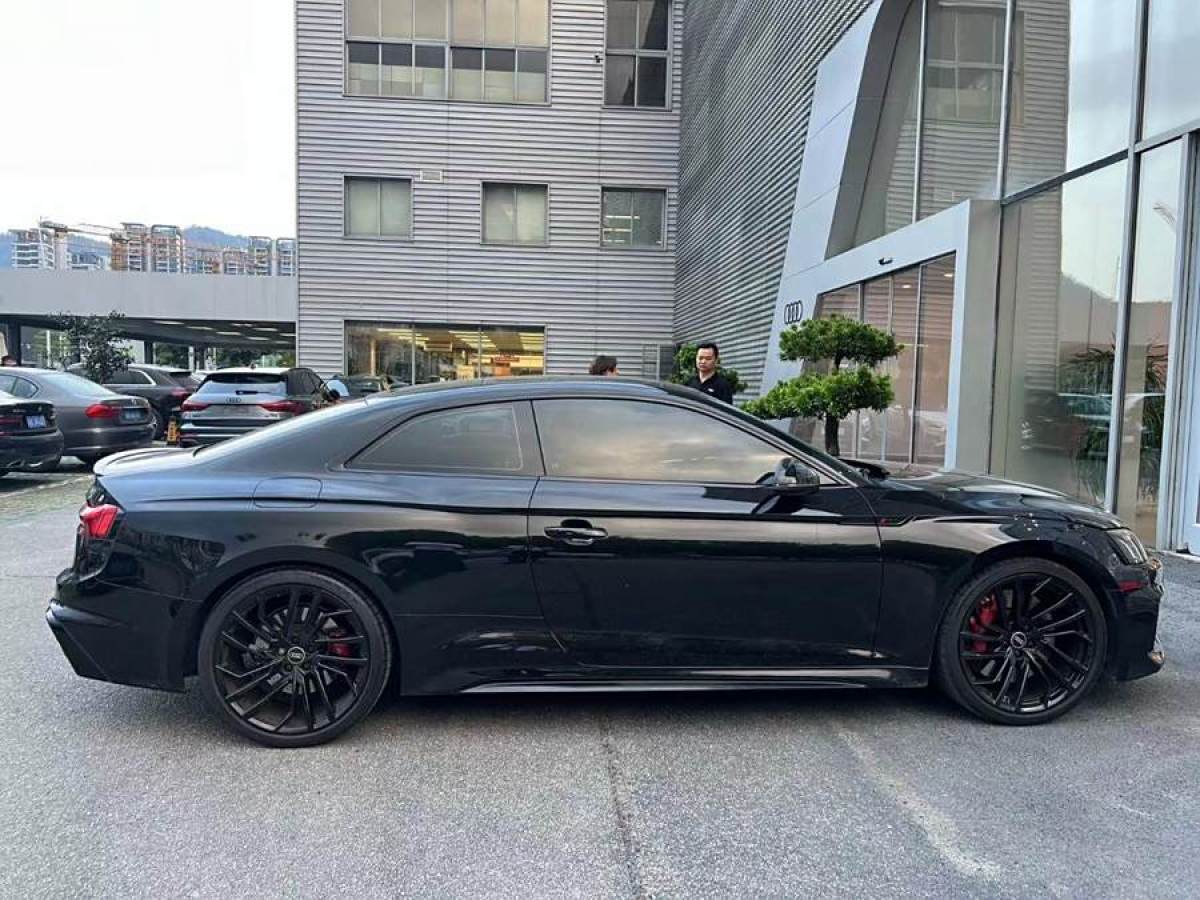 奧迪 奧迪RS 5  2021款 RS5 Coupe 黑曜版圖片