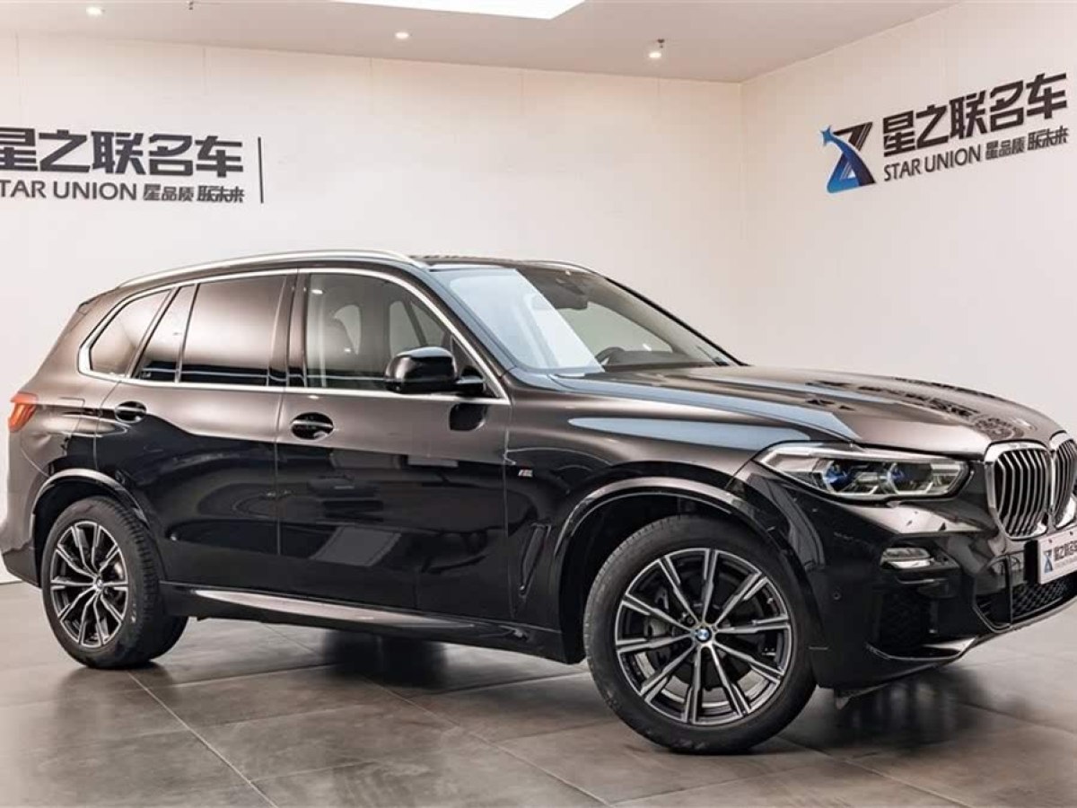 寶馬 寶馬X5  2021款 改款 xDrive40i M運(yùn)動(dòng)套裝圖片