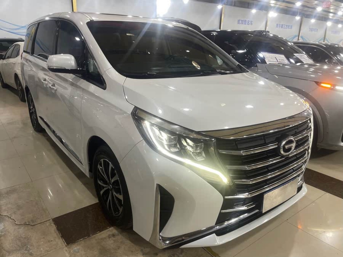 廣汽傳祺 M8  2024款 領(lǐng)秀系列 390T 尊享版圖片