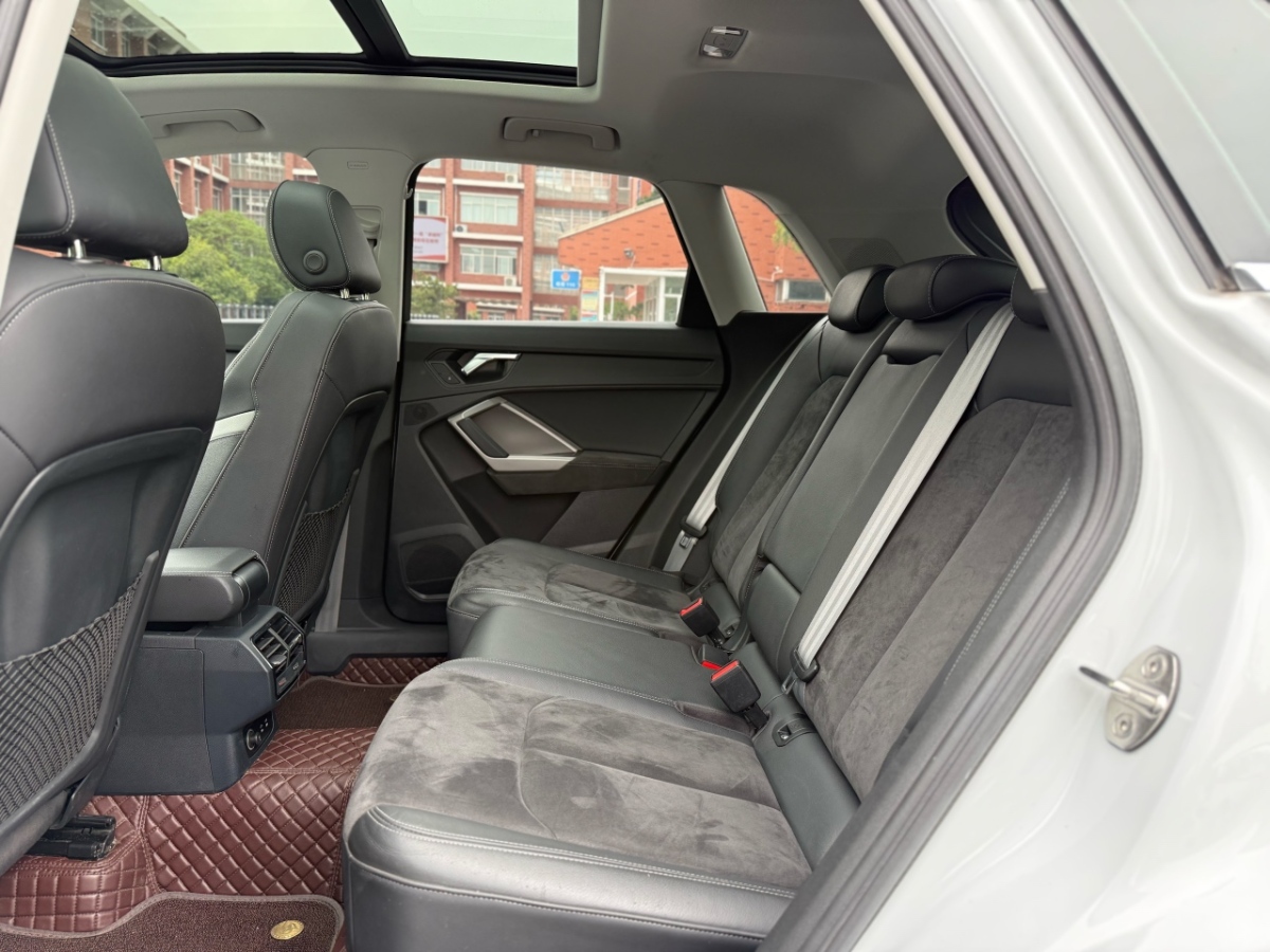 奧迪 奧迪Q3  2022款 35 TFSI 時尚動感型圖片
