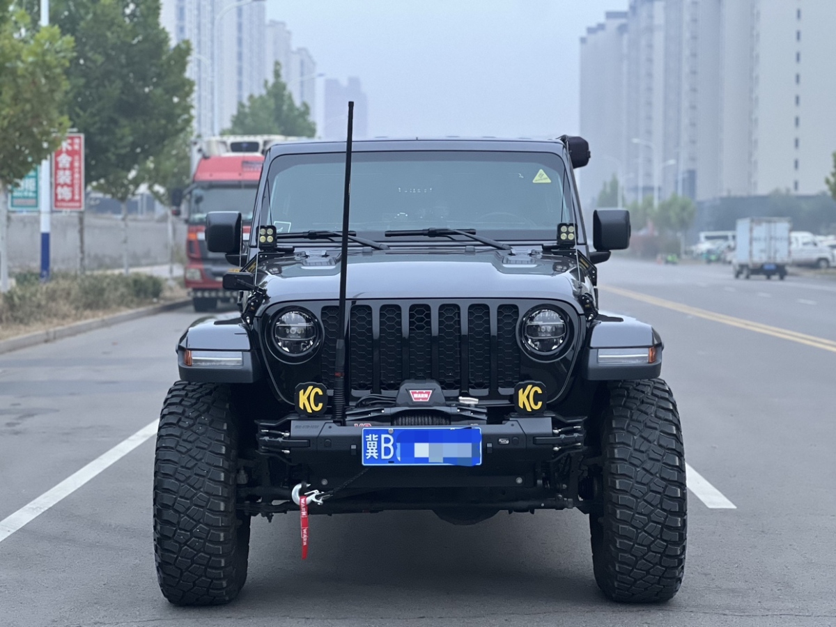 2023年2月Jeep 角斗士  2022款 3.6L 先行版