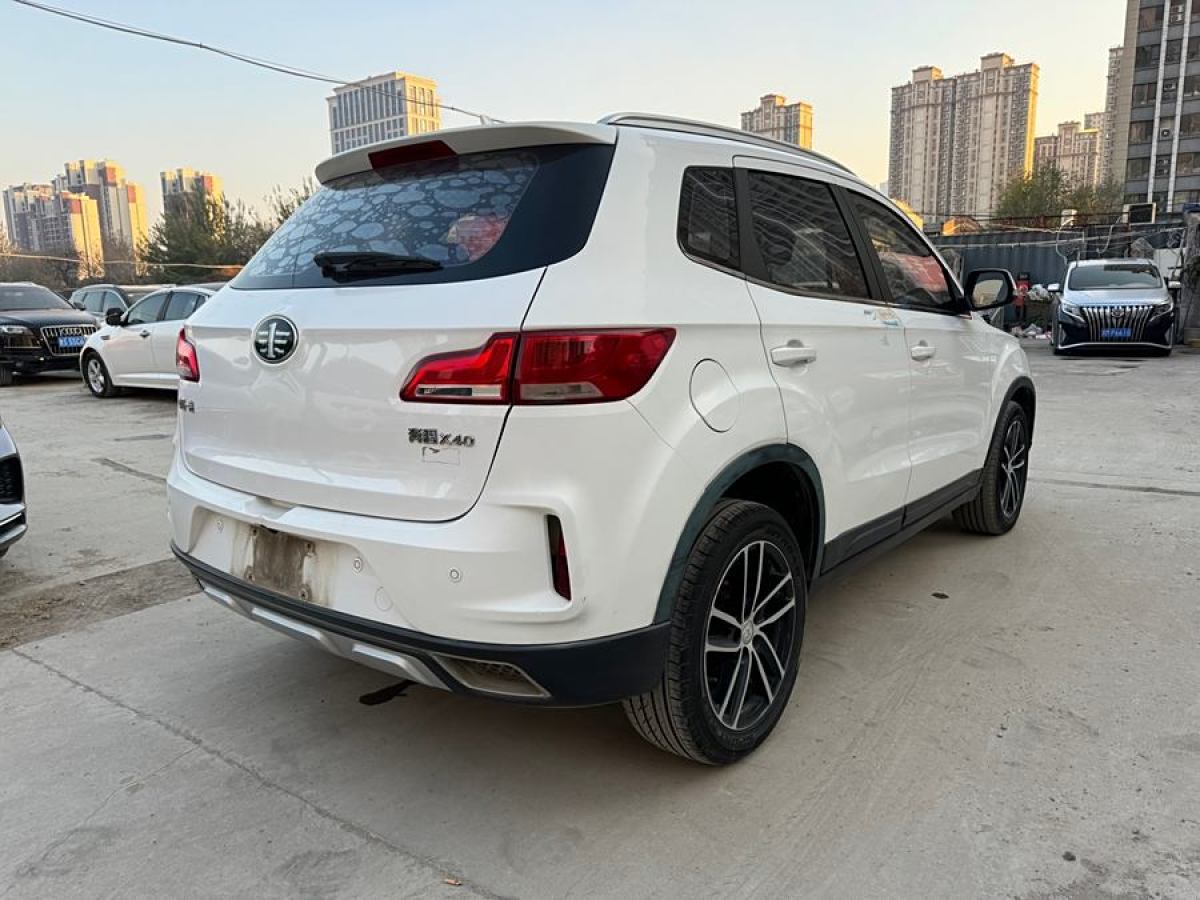 奔騰 X40  2017款 1.6L 自動豪華型圖片