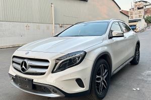 奔驰GLA 奔驰 GLA 220 4MATIC 时尚型