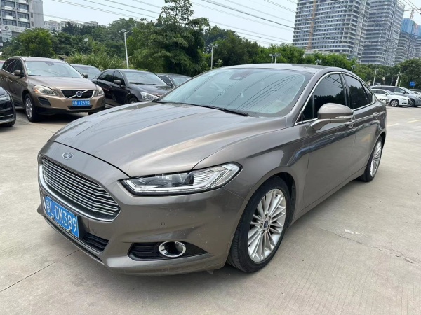 福特 蒙迪欧  2013款 2.0L GTDi240豪华运动型