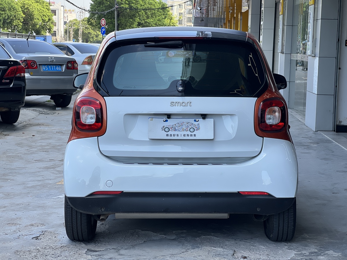 smart fortwo  2015款 1.0L 52千瓦硬頂靈動版圖片