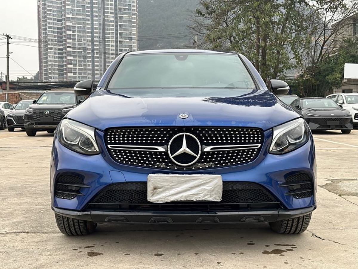 奔馳 奔馳GLC  2022款 改款 GLC 300 4MATIC 轎跑SUV圖片