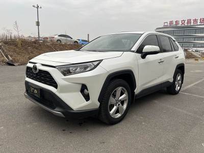 2020年3月 豐田 RAV4榮放 2.0L CVT四驅(qū)風(fēng)尚PLUS版圖片