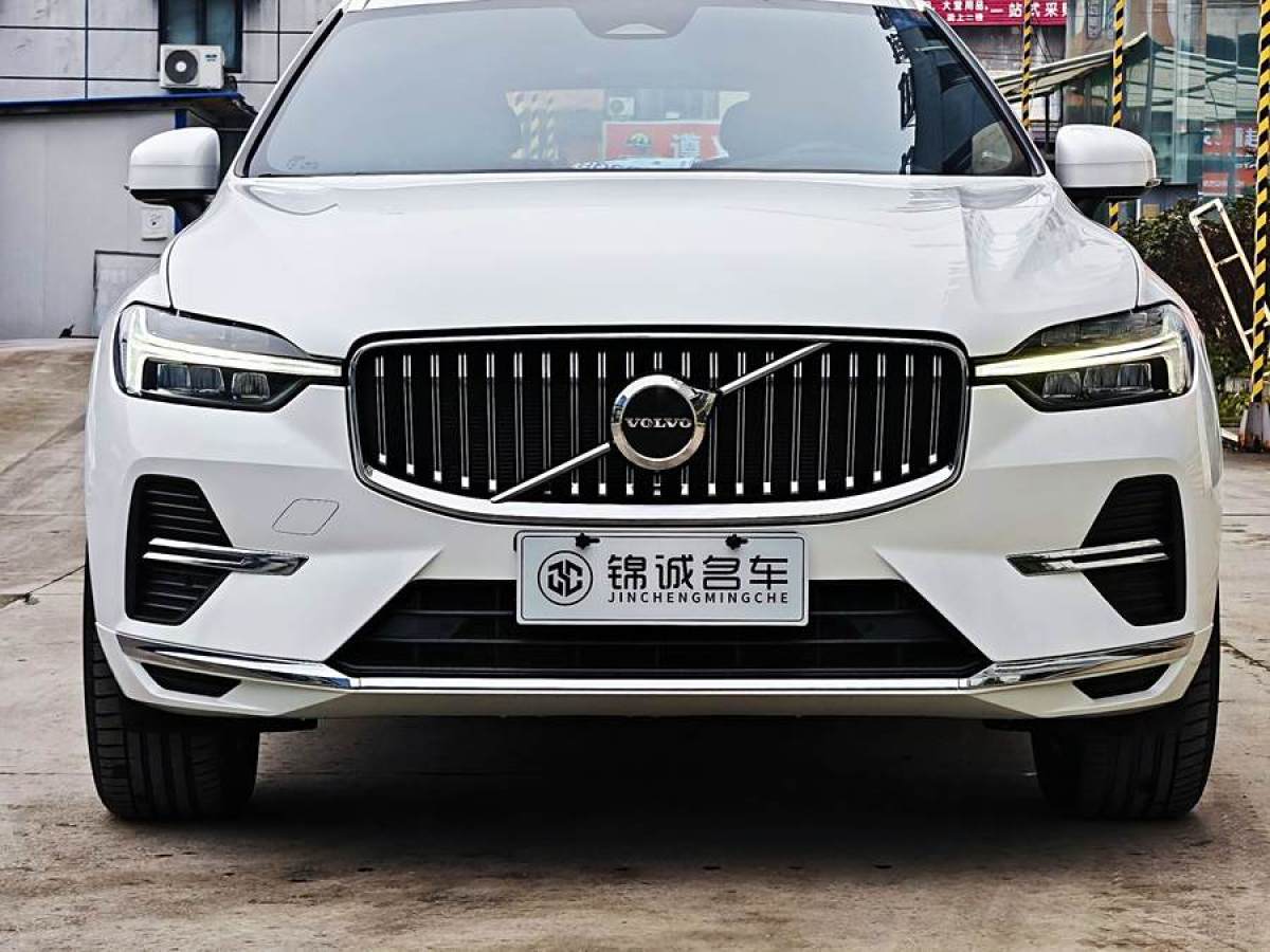 沃爾沃 XC60  2023款 B5 四驅(qū)智逸豪華版圖片