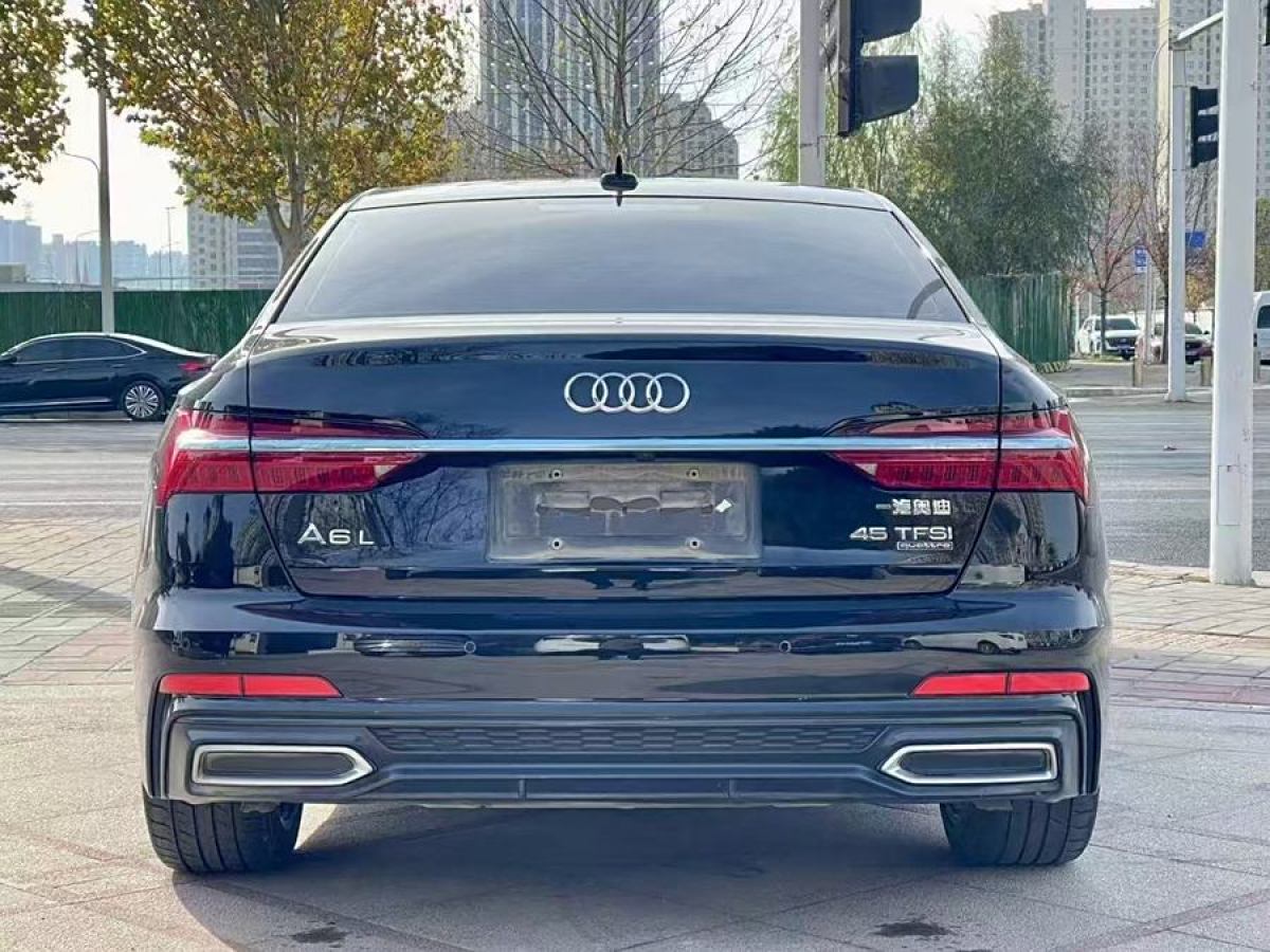 奧迪 奧迪A6L  2019款 45 TFSI quattro 臻選動感型圖片