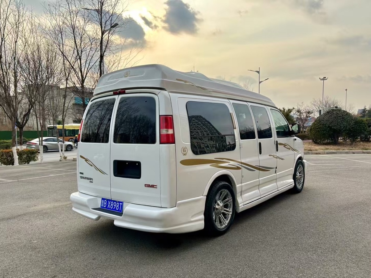 GMC SAVANA  2013款 5.3L 四驅(qū)領(lǐng)袖版圖片