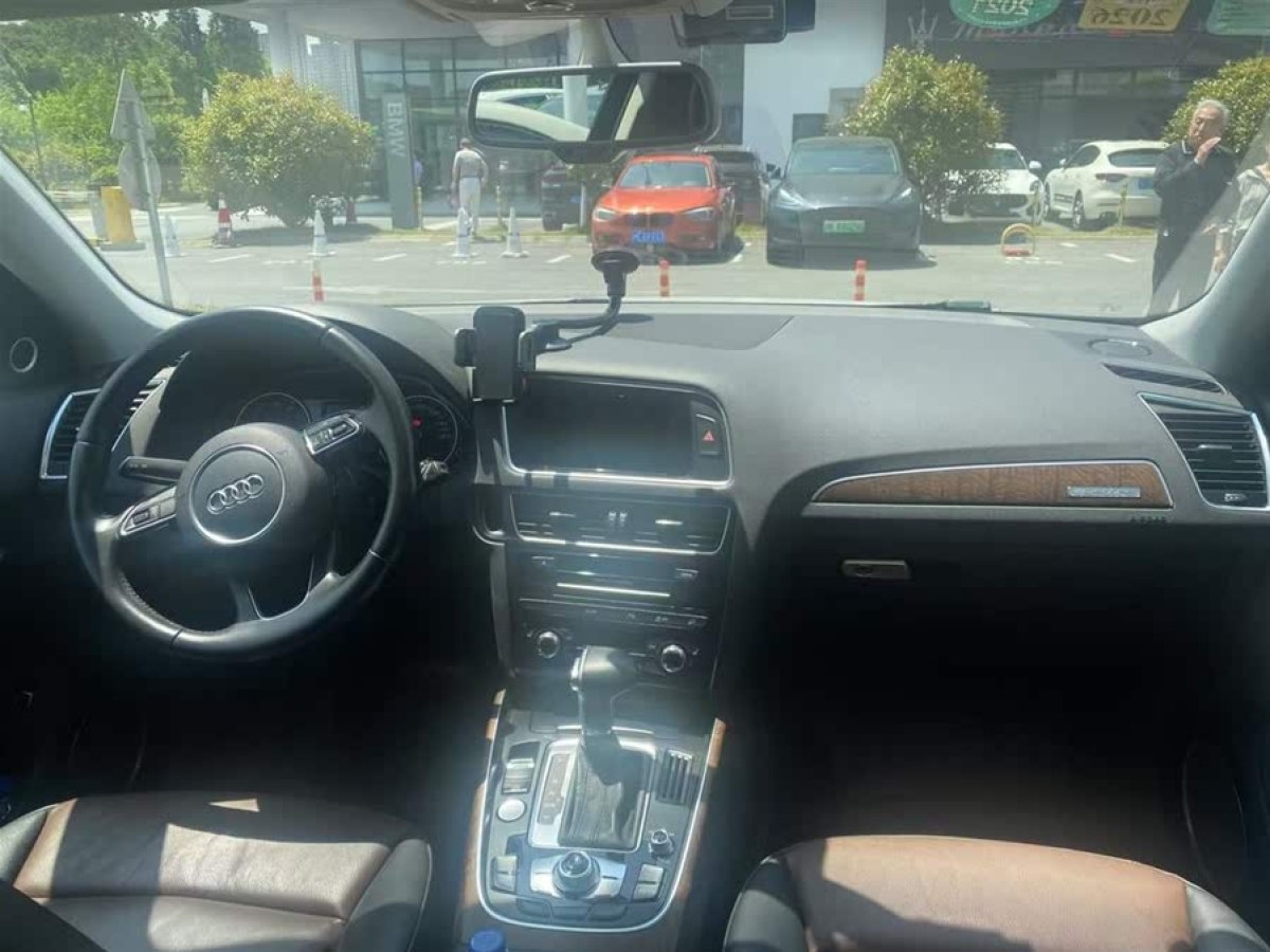奧迪 奧迪Q5  2016款 40 TFSI 技術(shù)型圖片