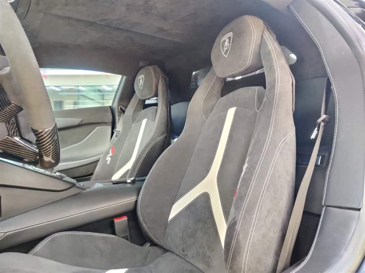 蘭博基尼 Aventador  2011款 LP 700-4圖片