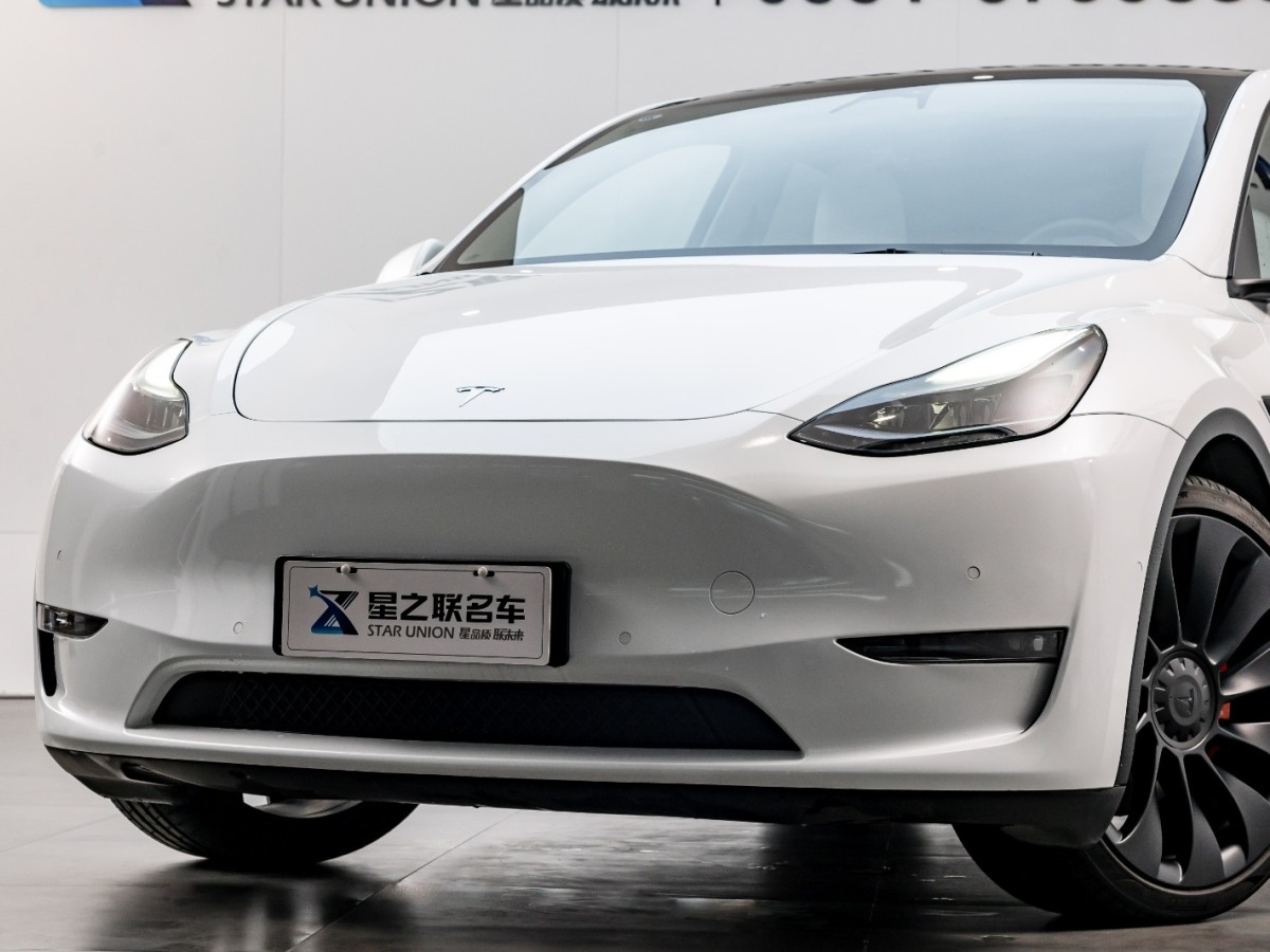 特斯拉Model Y 22款 performance 高性能全輪驅(qū)動(dòng)版圖片