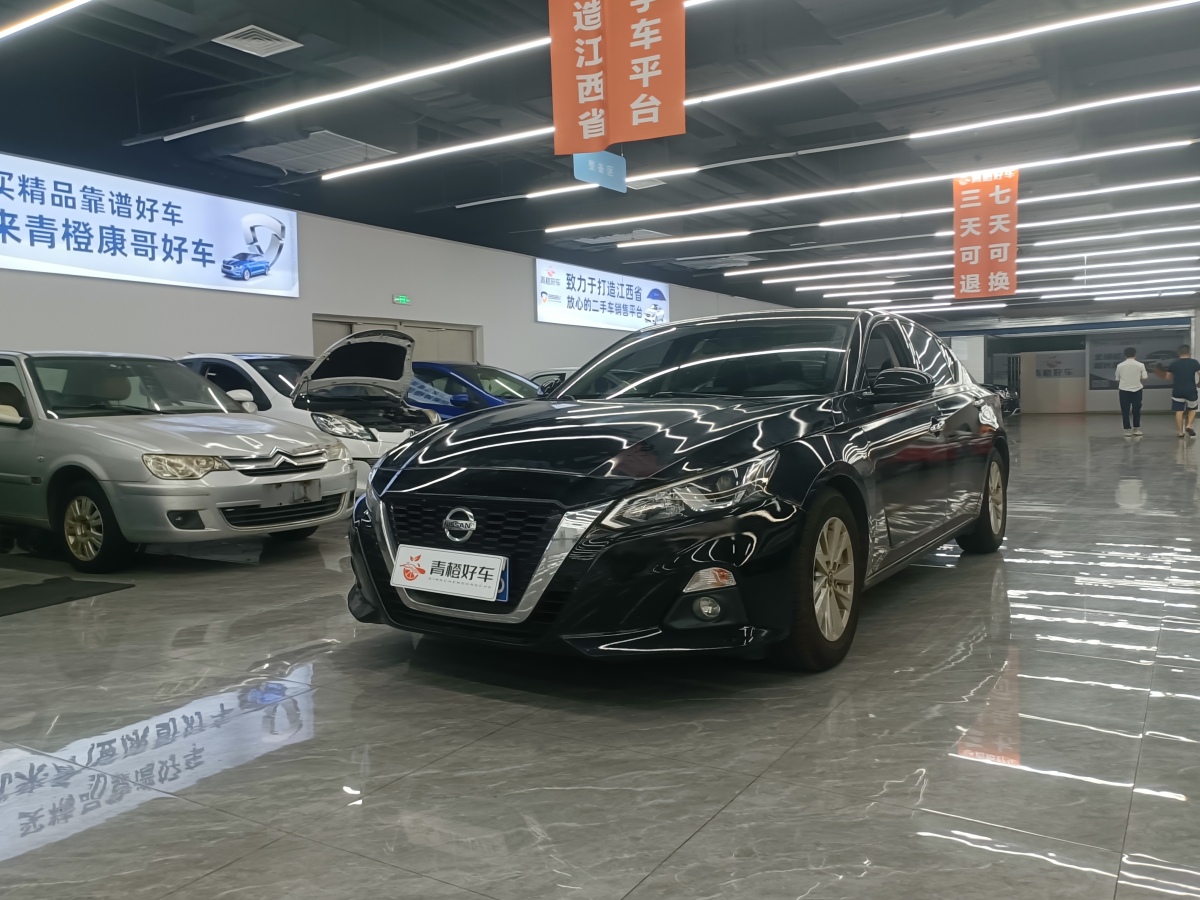 2021年12月日產(chǎn) 天籟  2021款 2.0L XE 時(shí)尚版