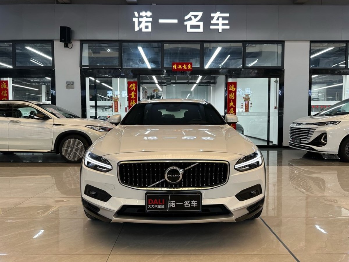 沃爾沃 V90  2025款 Cross Country B5 AWD 智遠(yuǎn)版圖片