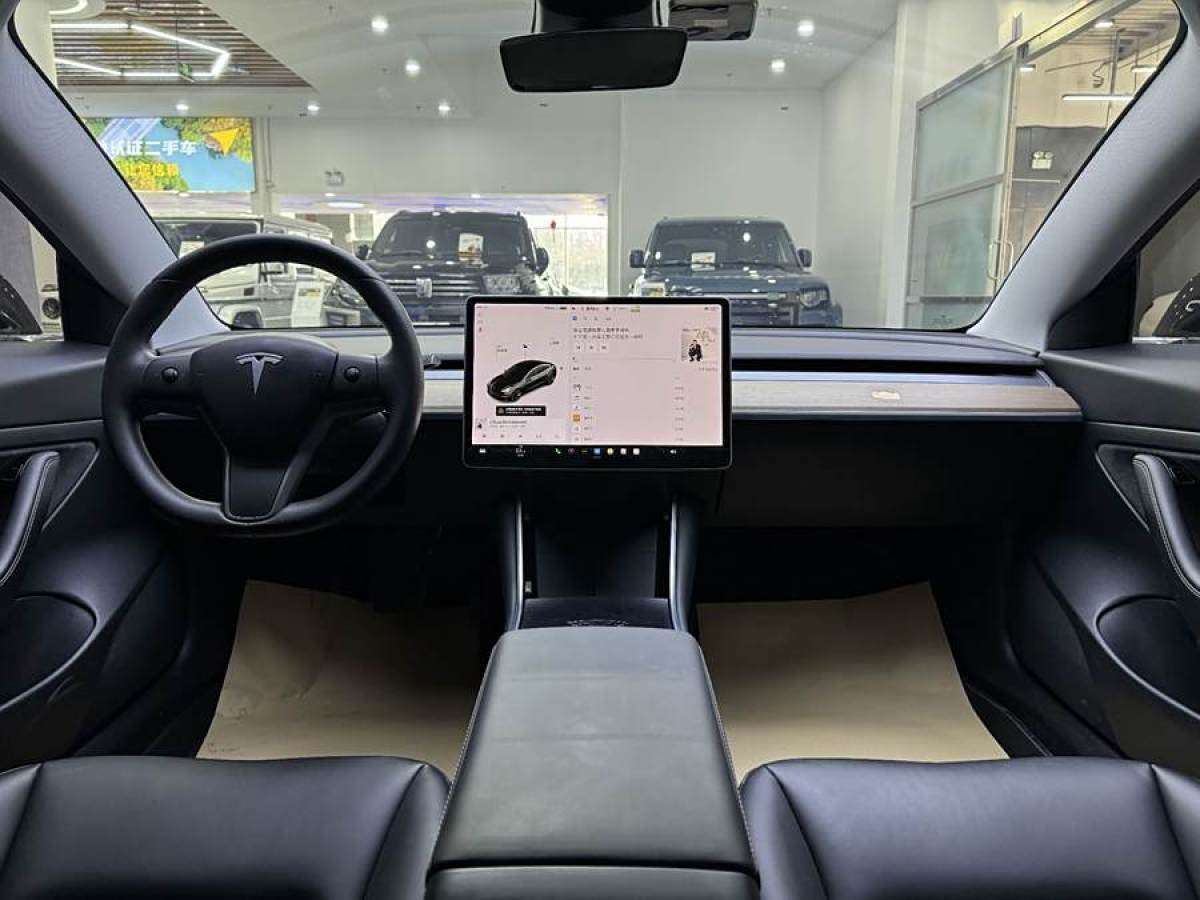 特斯拉 Model 3  2019款 標準續(xù)航后驅(qū)升級版圖片